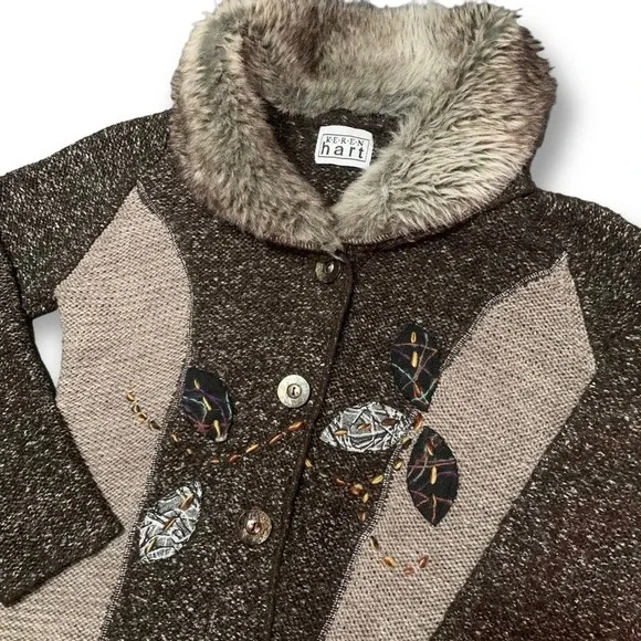 Keren Hart coffee Color cardigan sweater, faux fur collar. Large - Picture 4 of 16